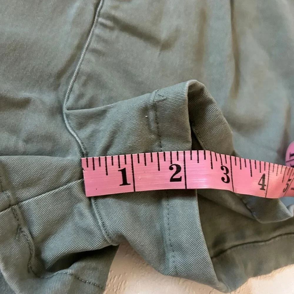 Blue Rain x Francesca’s Green High Waist Shorts Women’s Size Small